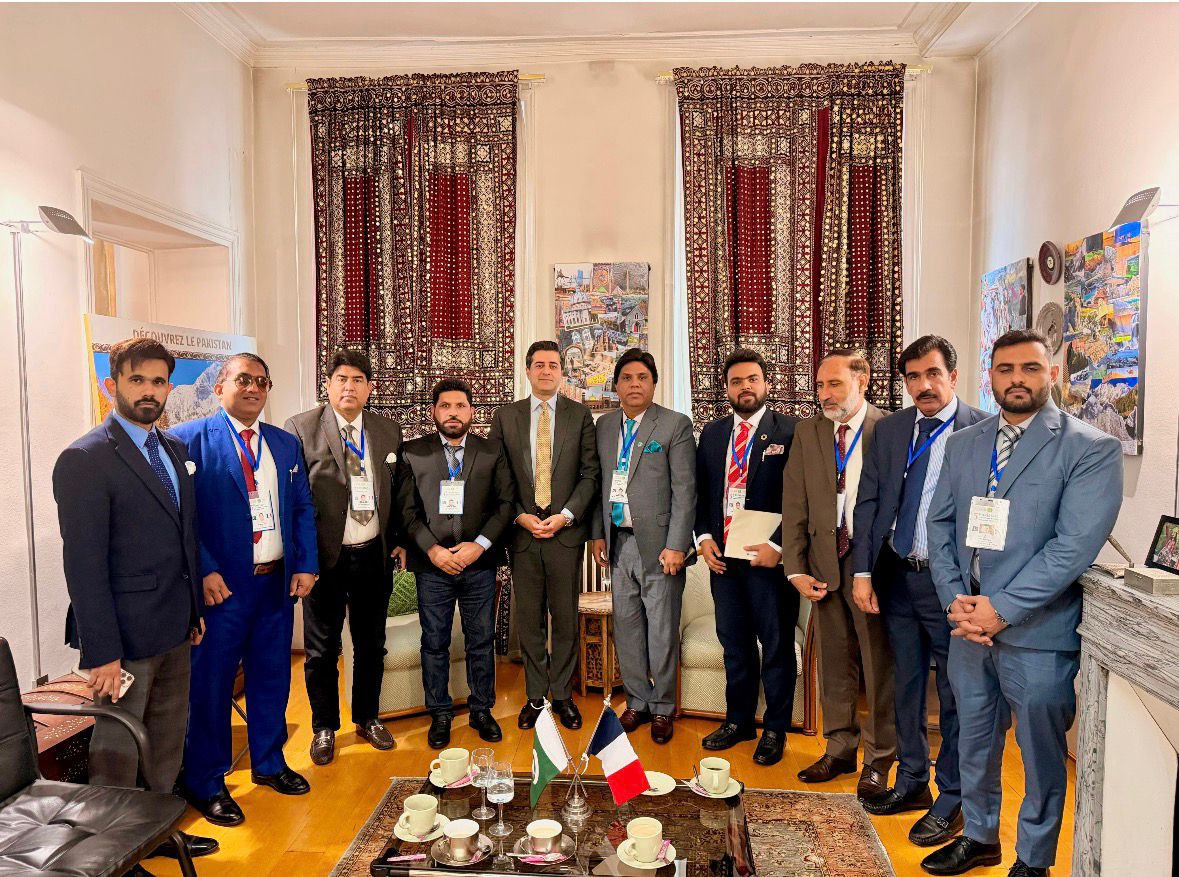 President  Nardan Chamber of Small Tradersand snall industry TAJ MUHAMMAD VIDIT PARIS 