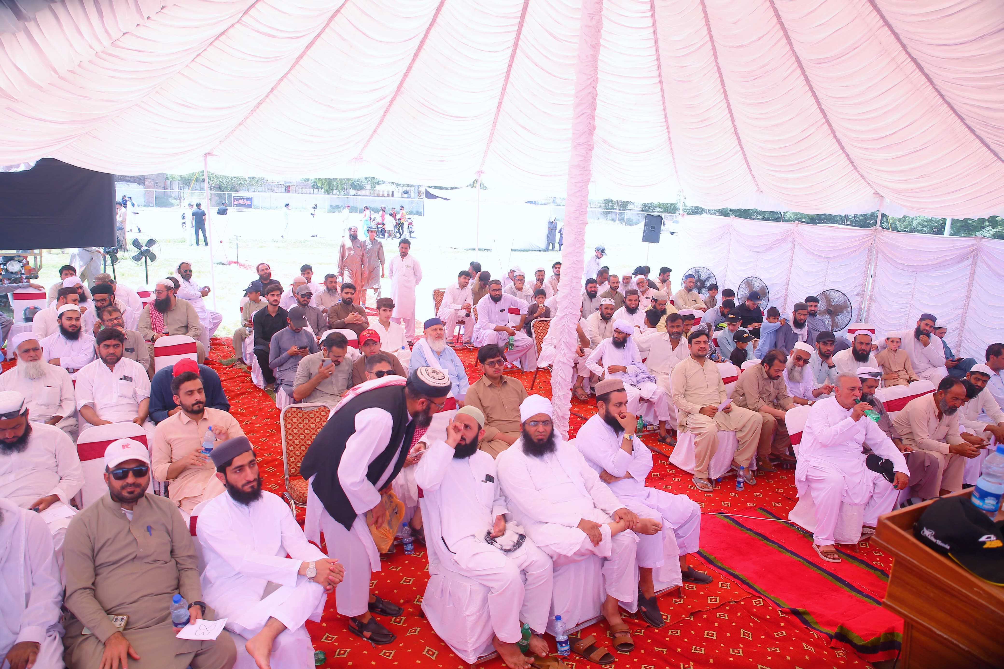 اٹلس ھنڈا موٹر سائیکل کی پر وقار تقریب۔انعامات کی بر سات